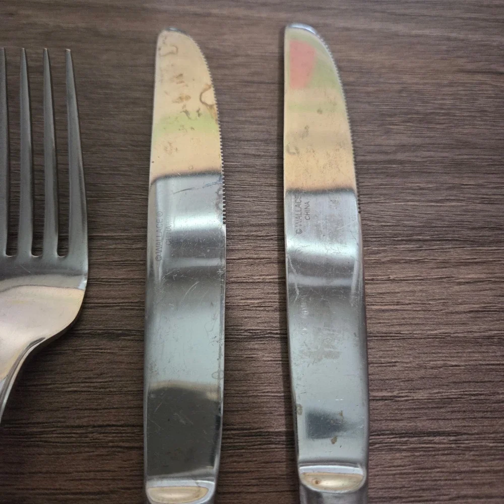 Wallace Casino 18/10 Stainless Steel Forks and Knives‎ Set of 2 each